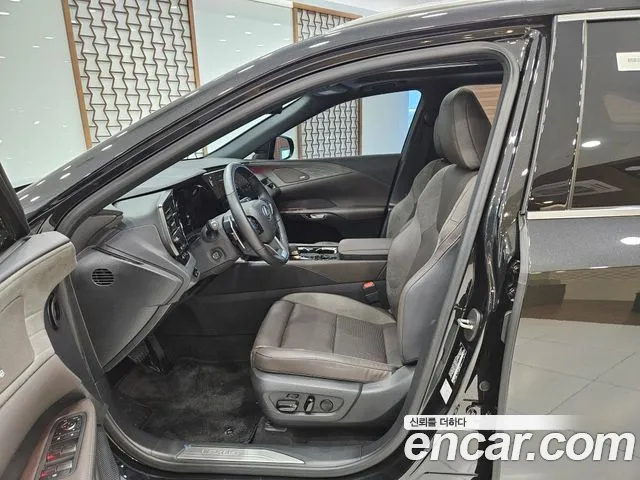 Lexus RX — Фото автомобиля 12