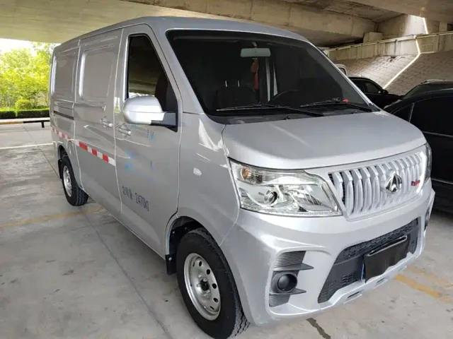 Changan Ruixing M60 — Фото автомобиля 3