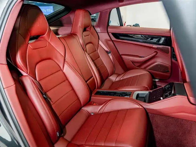 Porsche Panamera — Фото автомобиля 22