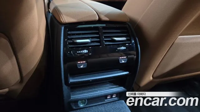 BMW 5 Series G30 — Фото автомобиля 21
