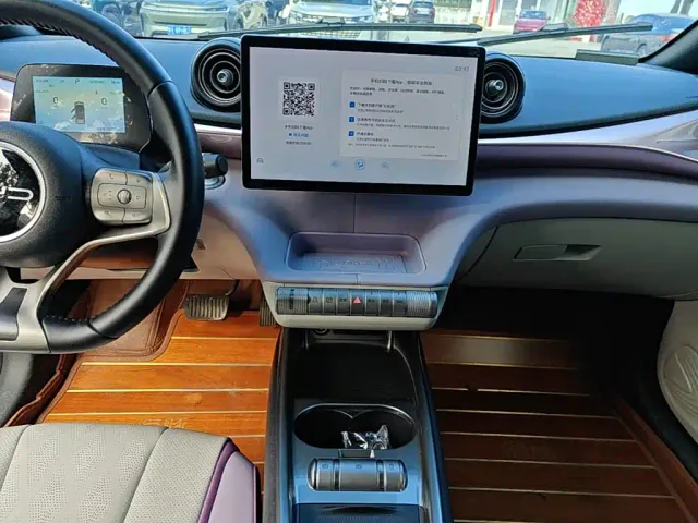 BYD Dolphin — Фото автомобиля 12