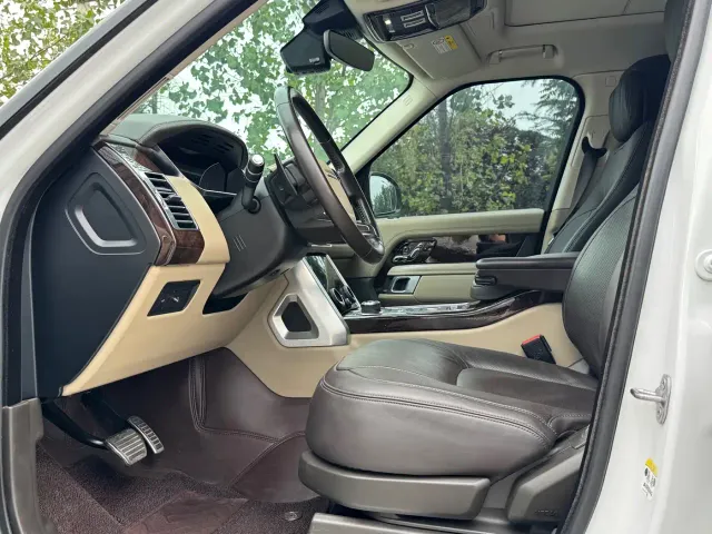 Land Rover Range Rover — Фото автомобиля 14