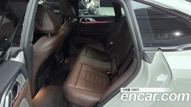 BMW 4 Series G22 — Фото автомобиля 11