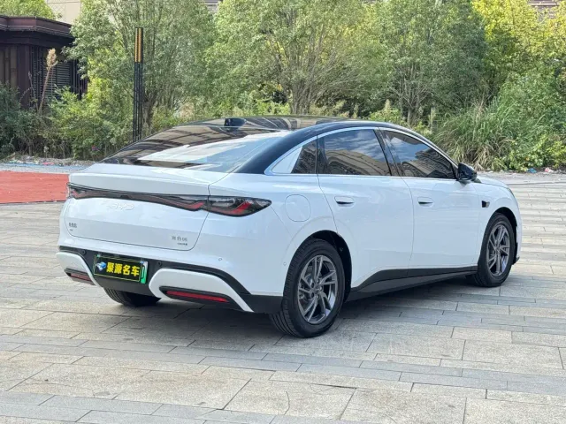 BYD Seal 06 — Фото автомобиля 9