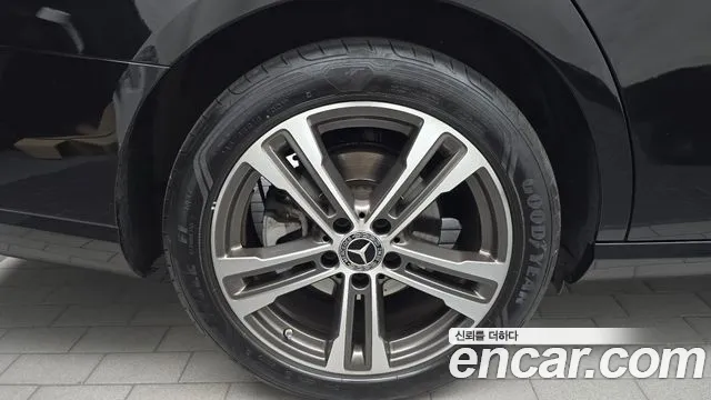 Mercedes-Benz E-Class W213 — Фото автомобиля 5