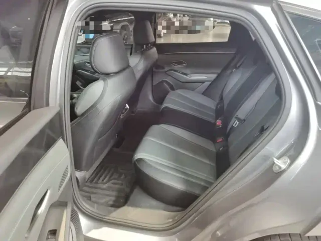 BYD Qin L — Фото автомобиля 16