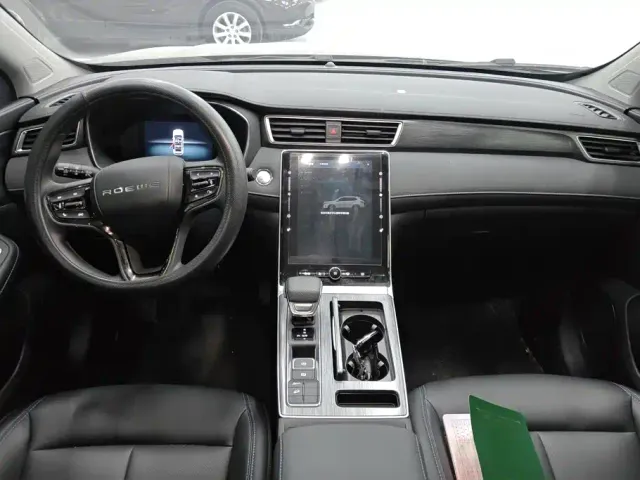 Roewe RX5 — Фото автомобиля 12