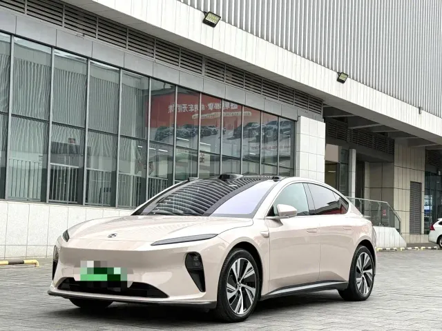 Фотография автомобиля — Nio ET5
