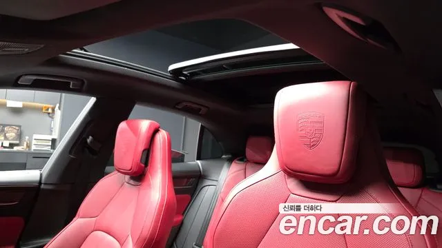 Porsche Macan — Фото автомобиля 19