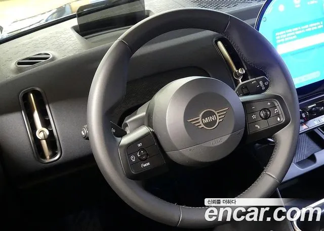 Mini Countryman — Фото автомобиля 12