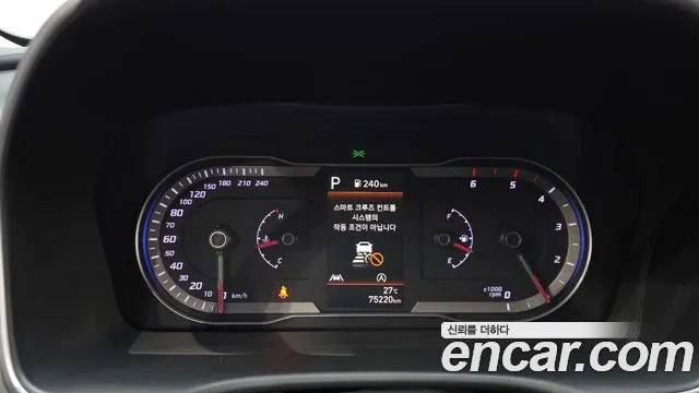 Hyundai Tucson Tucson (NX4) Дизель 2.0 2WD — Фото автомобиля 4
