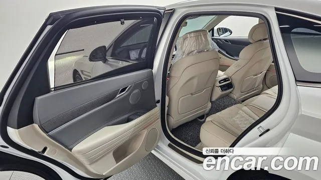 Genesis G80 Бензин 3.5 турбо AWD — Фото автомобиля 13