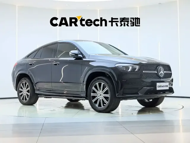 Mercedes-Benz Mercedes-Benz GLE Coupe 2020 GLE 350 4MATIC Coupe SUV Luxury — Фото автомобиля 3