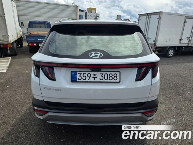Hyundai Tucson Бензин 1.6 турбо 2WD — Фото автомобиля 4