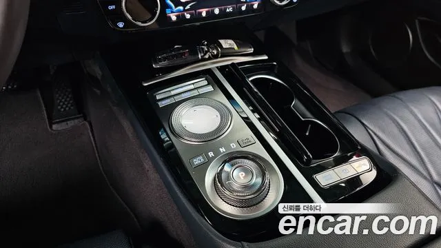 Genesis G80 Бензин 2.5 турбо 2WD — Фото автомобиля 7