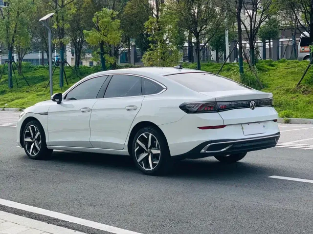 Volkswagen Lamando — Фото автомобиля 6