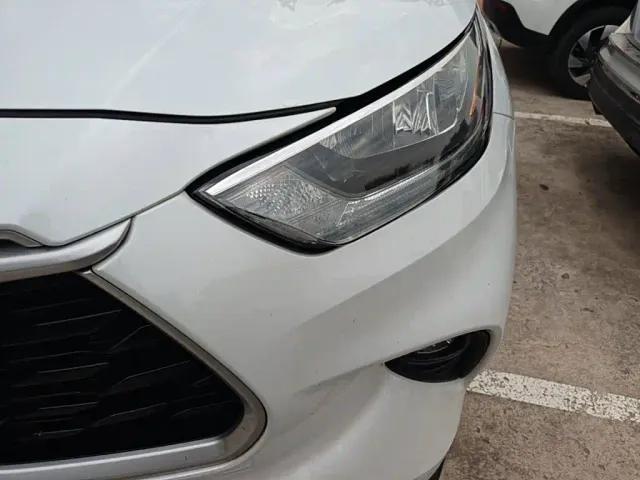 Toyota Highlander — Фото автомобиля 23