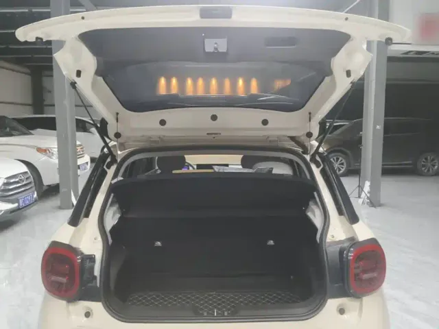JAC Yiwei Yiwei 3 2023 505km Pro — Фото автомобиля 18