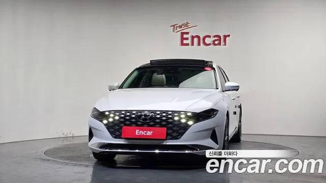 Hyundai Grandeur Новый Grandeur IG — Фото автомобиля 3