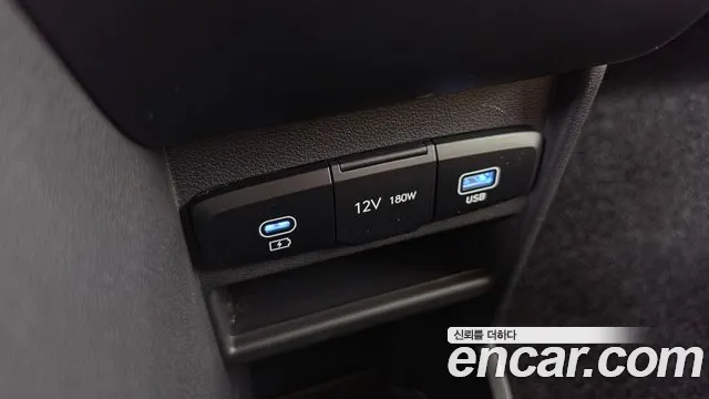 Hyundai Staria — Фото автомобиля 21