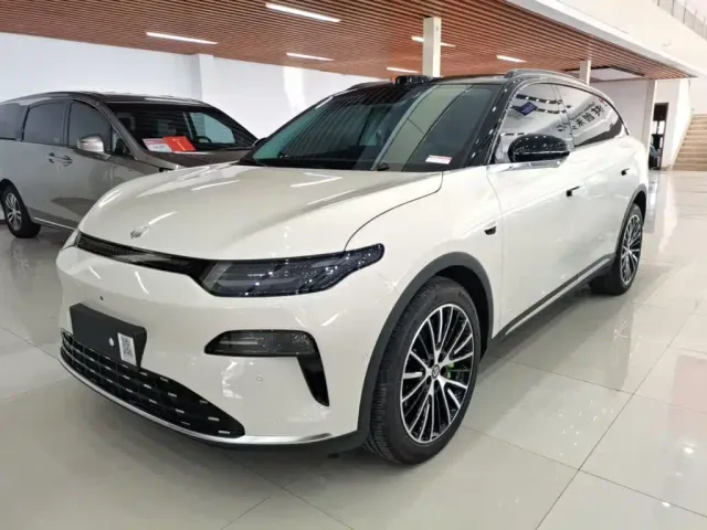 Фотография автомобиля — Leapmotor C11