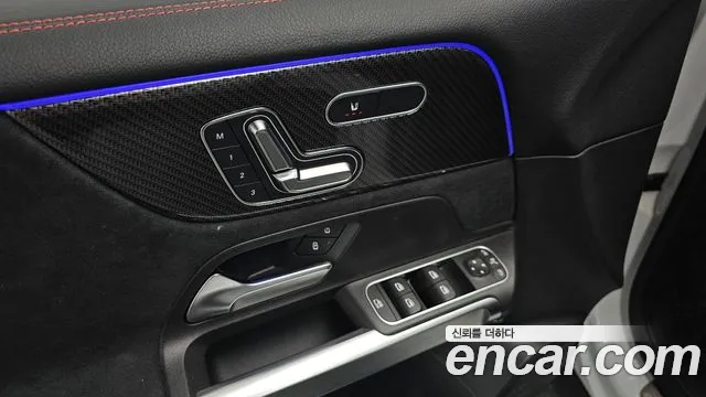 Mercedes-Benz GLB-Class — Фото автомобиля 8