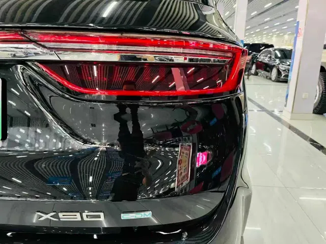 Jetour X90 C-DM — Фото автомобиля 14