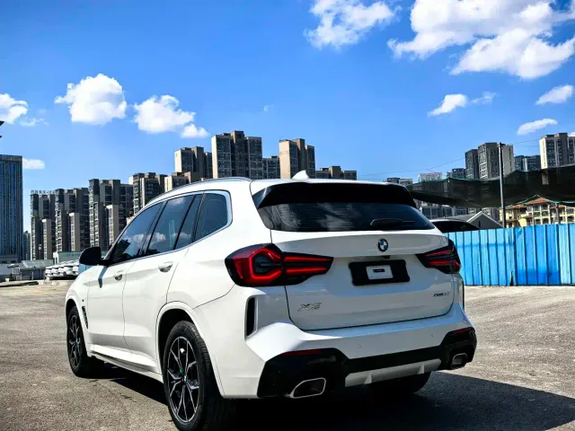 BMW X3 — Фото автомобиля 11