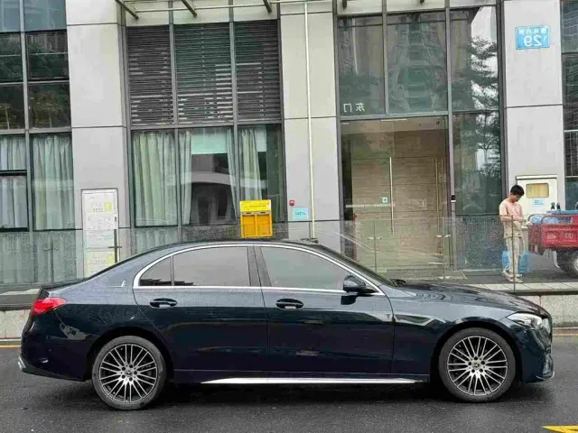 Mercedes-Benz C-Class — Фото автомобиля 4