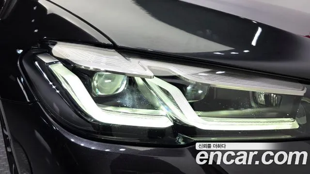 BMW 5 Series G30 — Фото автомобиля 22