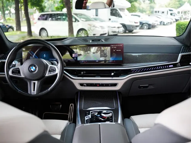 BMW X7 — Фото автомобиля 21