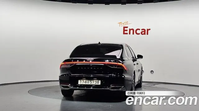 Hyundai Grandeur (New) Hybrid — Фото автомобиля 4