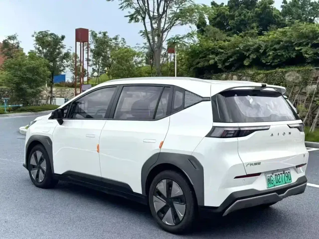 GAC Aion Y — Фото автомобиля 7