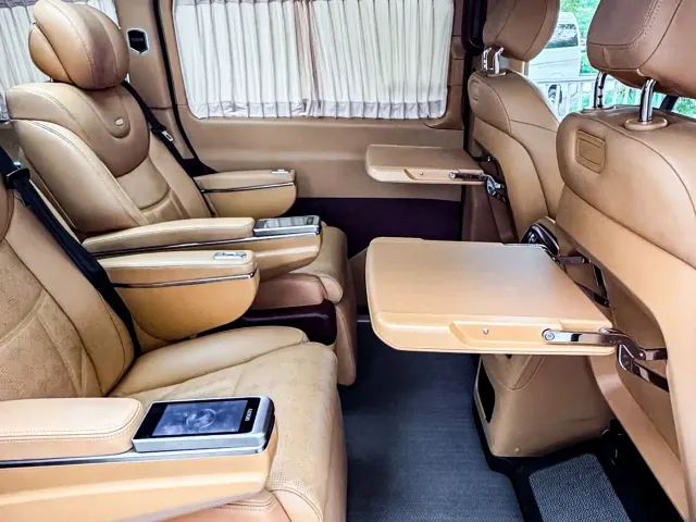 Mercedes-Benz V-Class — Фото автомобиля 13