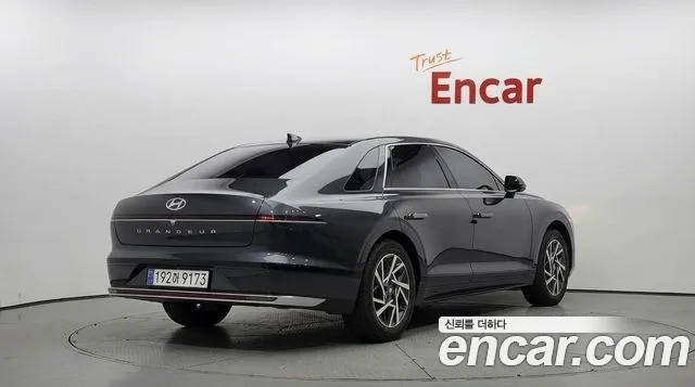 Hyundai Grandeur GN7 — Фото автомобиля 2
