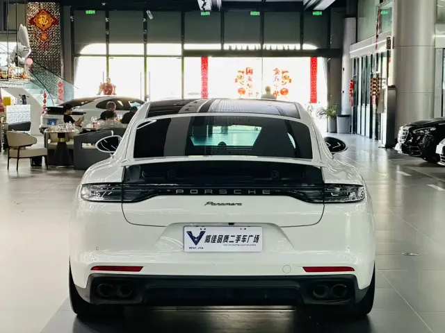 Porsche Panamera — Фото автомобиля 7