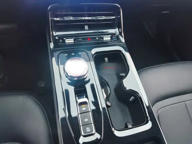 Wuling Starlight — Фото автомобиля 13