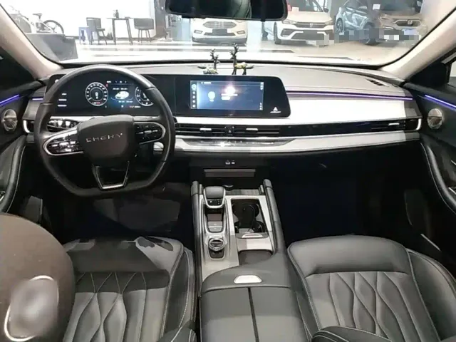 Chery Arrizo 8 — Фото автомобиля 9