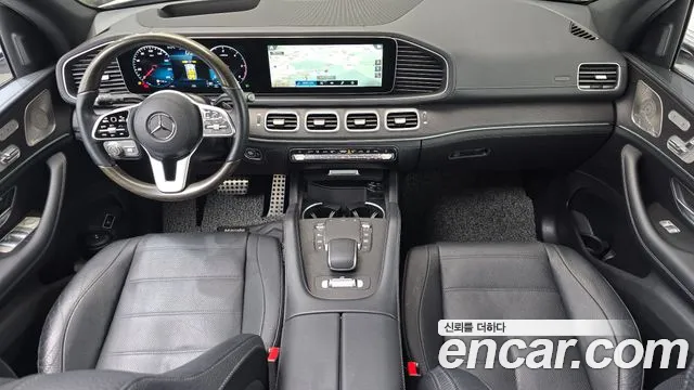 Mercedes-Benz GLS-Class — Фото автомобиля 2