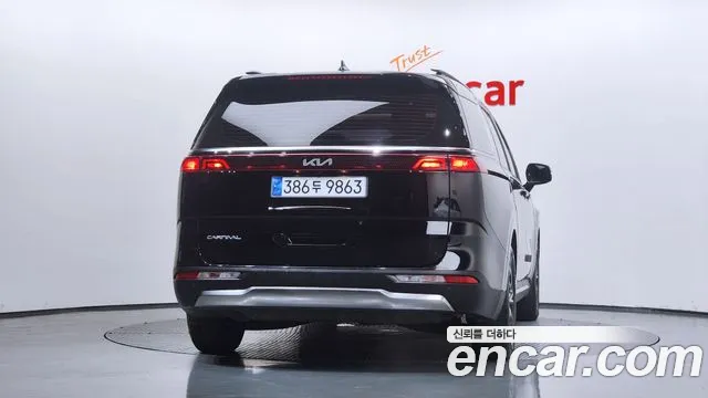 Kia Canival Carnival 4 поколение Дизель 9 мест Noblesse — Фото автомобиля 2