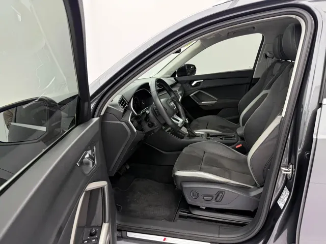 Audi Q3 — Фото автомобиля 20