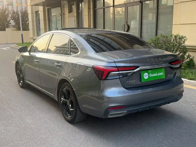 Roewe i6 MAX — Фото автомобиля 22