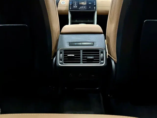 Land Rover Discovery Sport — Фото автомобиля 22