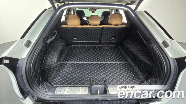 Kia EV6 — Фото автомобиля 19