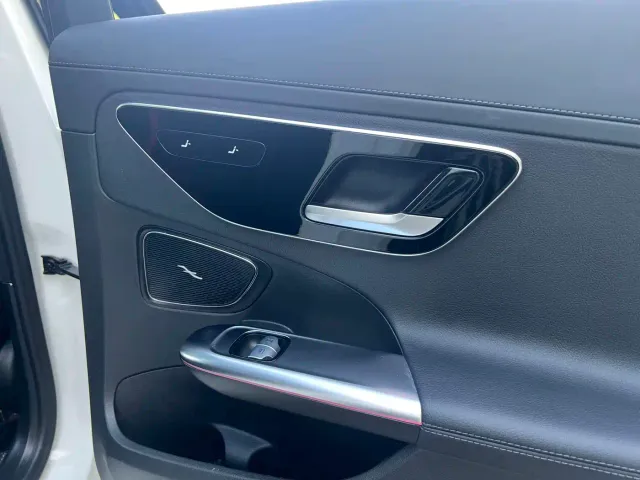 Mercedes-Benz C-Class — Фото автомобиля 12