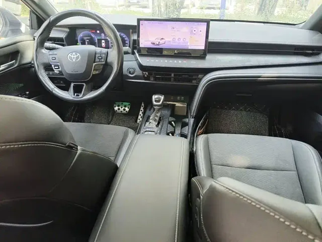 Toyota Camry — Фото автомобиля 12