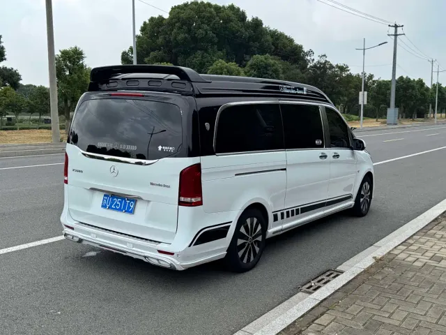 Mercedes-Benz Vito 2021 2.0T Business Edition 7-seater — Фото автомобиля 4
