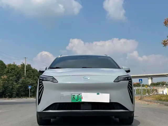 GAC Aion Y — Фото автомобиля 2