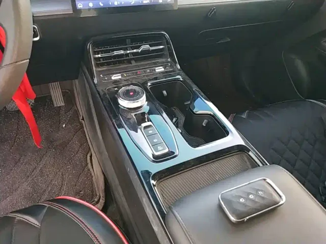 Wuling Starlight — Фото автомобиля 13