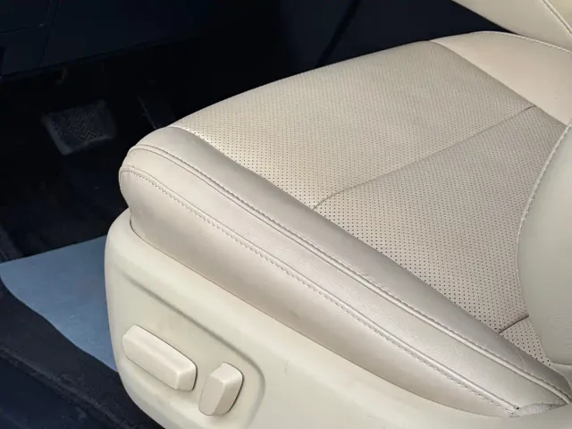 Toyota Alphard — Фото автомобиля 16